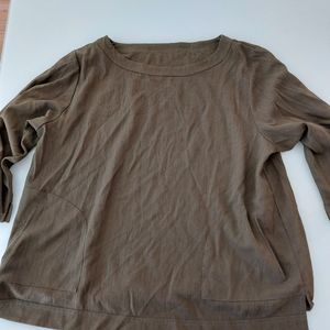 Green 3/4 Sleeve Shirt